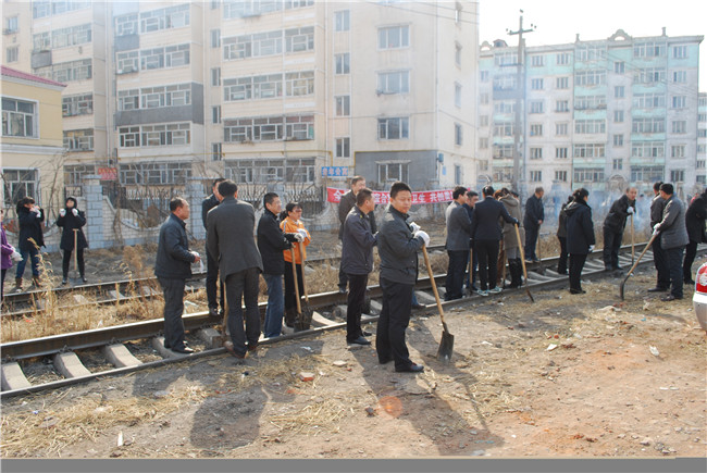 美化社区环境 共建卫生城市